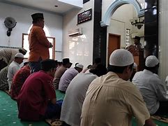 Bermimpi Sholat Jumat